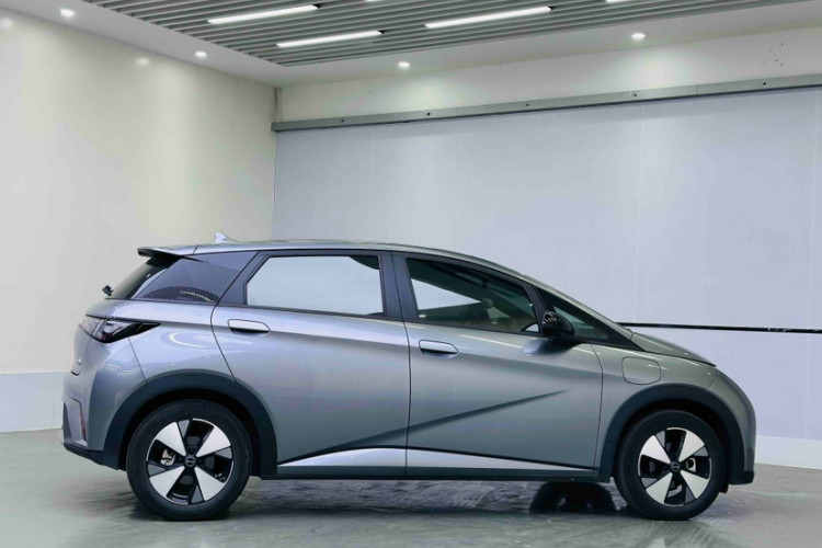 比亚迪 海豚 2023款 420km 时尚版车身外观6002