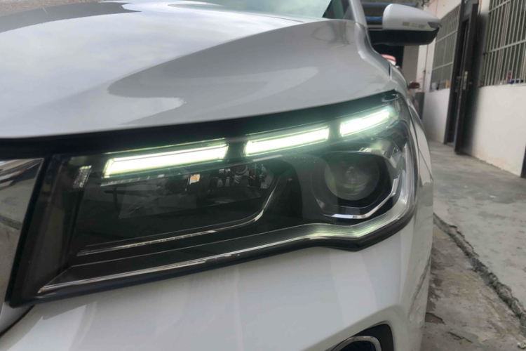 吉利汽车 帝豪 2023款 第4代冠军版 1.5L CVT豪华型车身外观6006