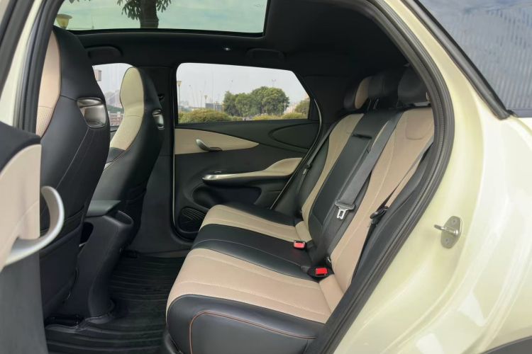 比亚迪 海豚 2023款 420km 时尚版中控内饰7003