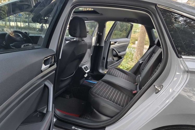 大众 朗逸 2023款 300TSI DSG星空满逸版中控内饰7006