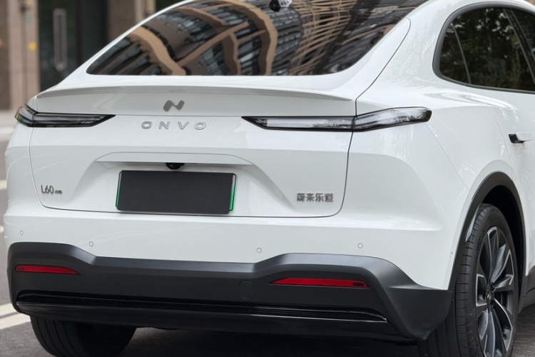 乐道L60 2024款 60kWh 四驱版车身外观6004