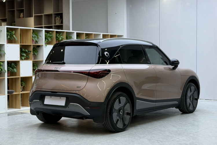 smart精灵#1 2022款 Premium版车身外观6005