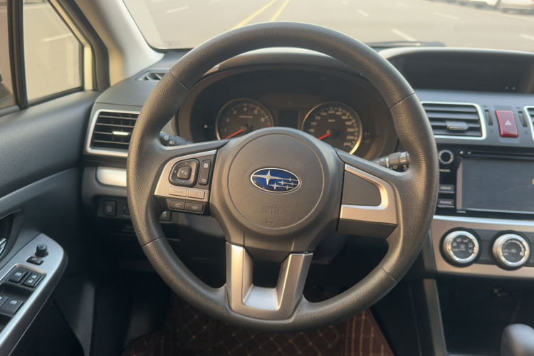 斯巴鲁XV 2016款 2.0i 进取版局部细节13