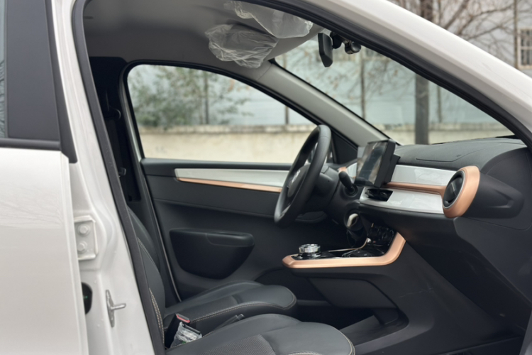 东风纳米EX1 2023款 PRO 轻风版闪电型局部细节41