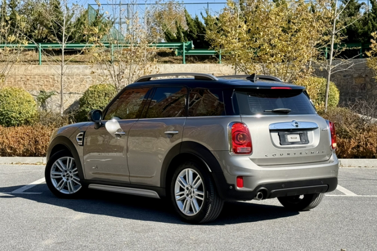 MINI Countryman 2017款 1.5T COOPER ALL4 旅行家车身外观6004