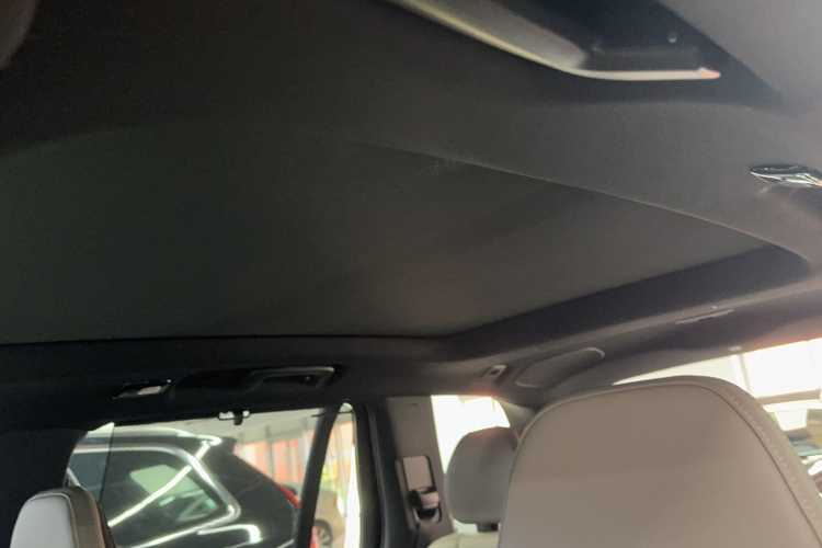 沃尔沃XC90新能源 2025款 改款 T8 智尊豪华版 7座局部细节22