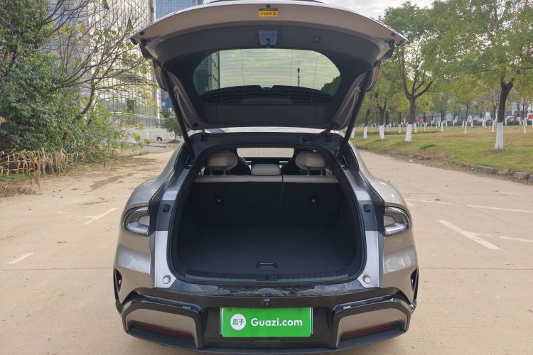 小米汽车 小米YU7 2025款 超长续航高性能四驱Max版车身外观6008