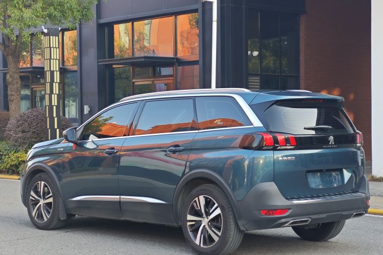 标致5008 2017款 350THP 7座精英版车身外观6005