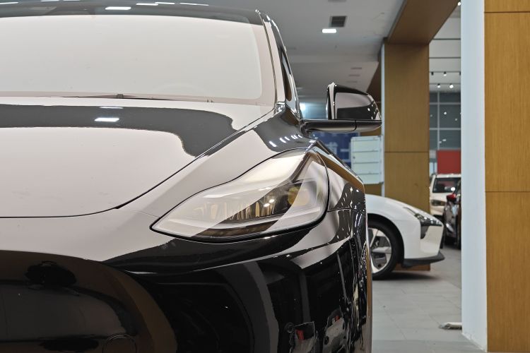 特斯拉 Model Y 2021款 标准续航后驱版车身外观6004