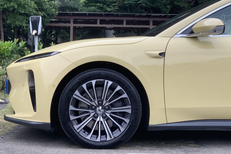 蔚来ET5T 2024款 75kWh Touring车身外观6004