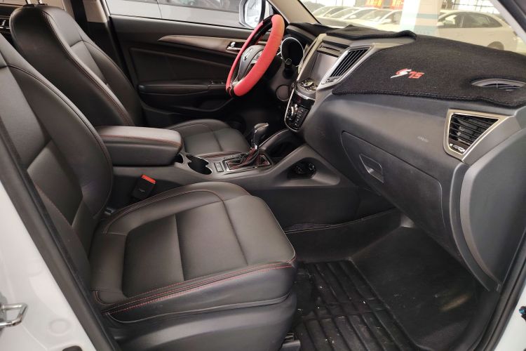 长安CS75 2014款 1.8T 自动尊贵型 国IV中控内饰7008