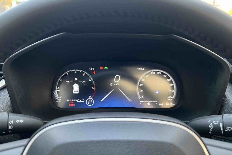 丰田 RAV4荣放 2023款 2.0L CVT两驱风尚Plus版中控内饰15