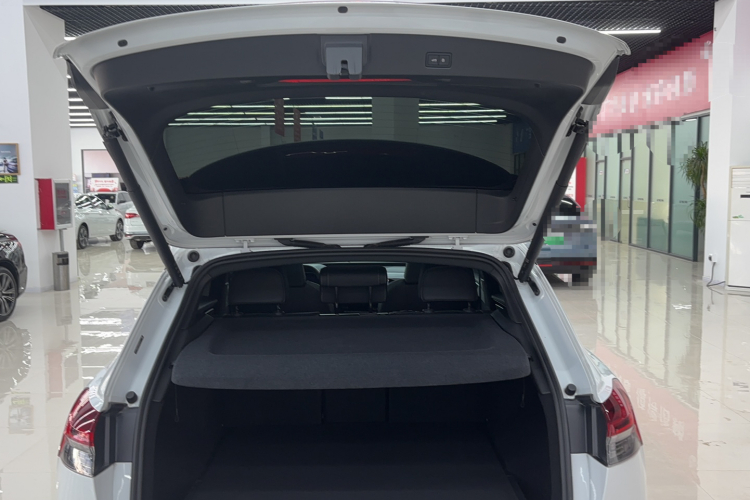 奥迪Q4 e-tron 2024款 50 e-tron quattro 创境曜夜版局部细节23