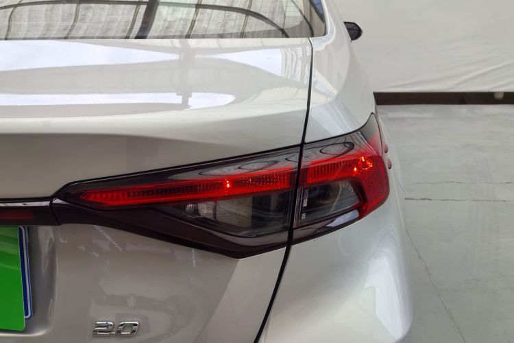 丰田 亚洲狮 2021款 2.0L 进取版车身外观6012