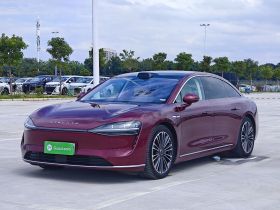 鸿蒙智行 享界S9 2024款 纯电 Ultra 四驱旗舰版