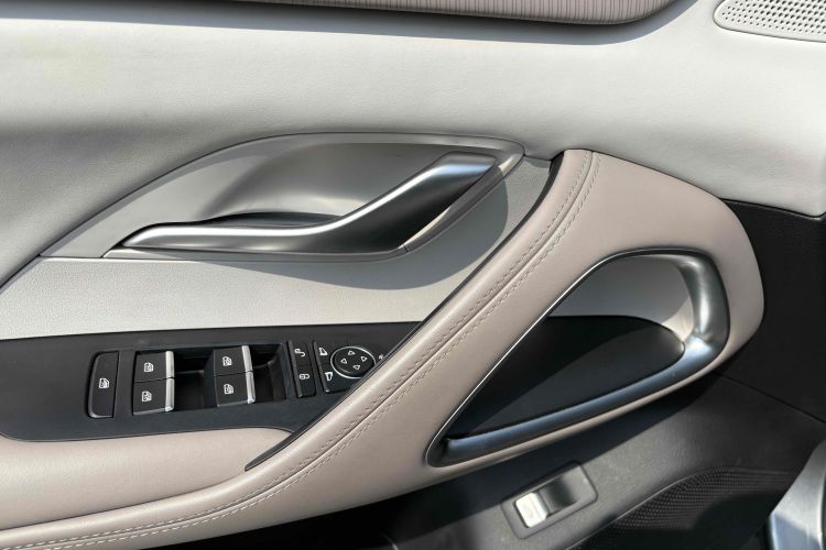 比亚迪 宋Pro新能源 2023款 冠军版 DM-i 110KM卓越型中控内饰7011