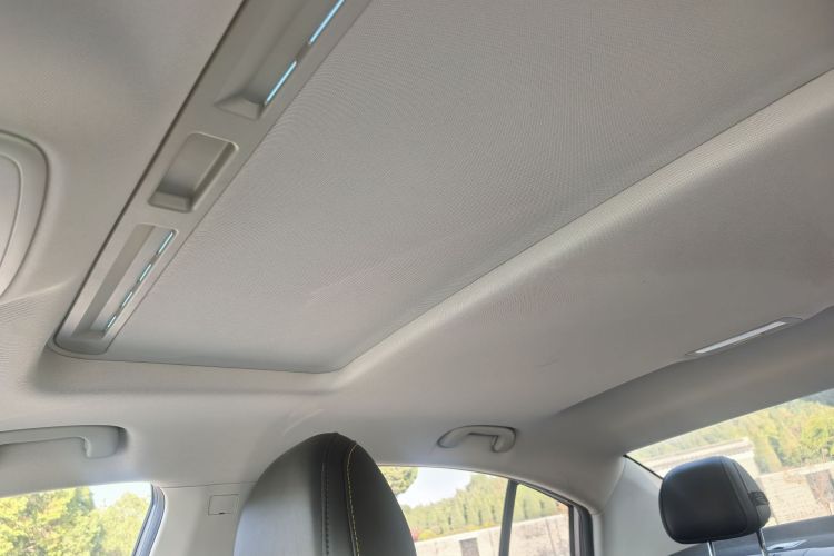 荣威i5 2021款 1.5L CVT黑金版局部细节22