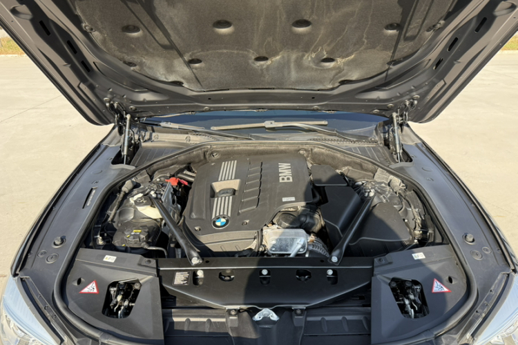 宝马7系 2014款 730Li 臻享型局部细节24