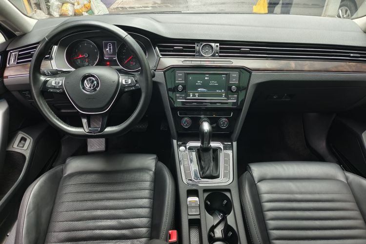 大众 迈腾 2019款 330TSI DSG 领先型 国VI中控内饰7005