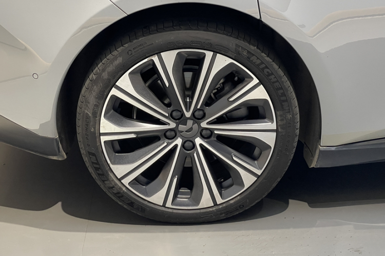 蔚来ET5T 2023款 75kWh Touring车身外观6002