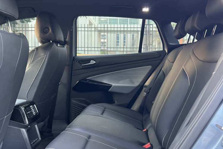 大众 ID.4 X 2022款 纯净长续航版中控内饰7004