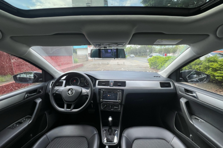 大众 桑塔纳 2015款 浩纳 1.6L 自动舒适型中控内饰7001