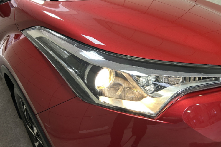 丰田C-HR 2020款 2.0L 领先版车身外观6007