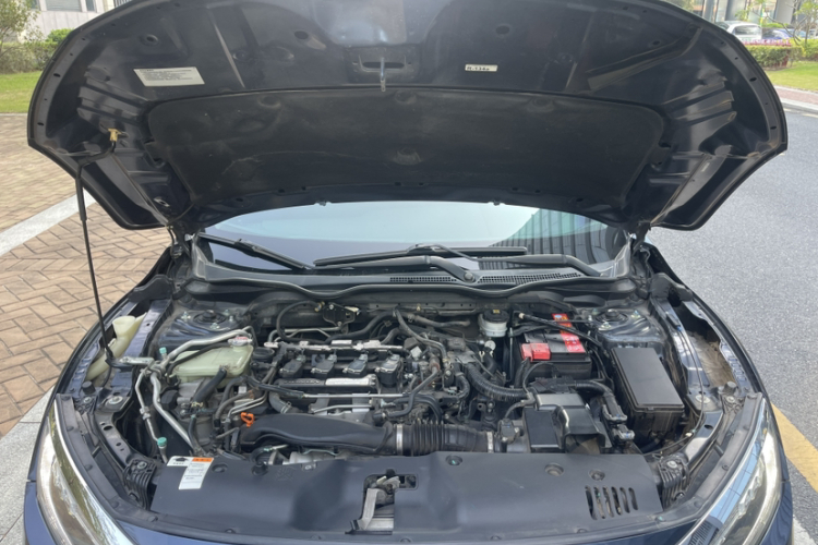 本田 思域 2016款 220TURBO CVT尊耀版局部细节24