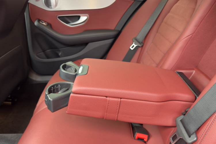 奔驰C级 2021款 C 260 星耀臻藏版中控内饰7008