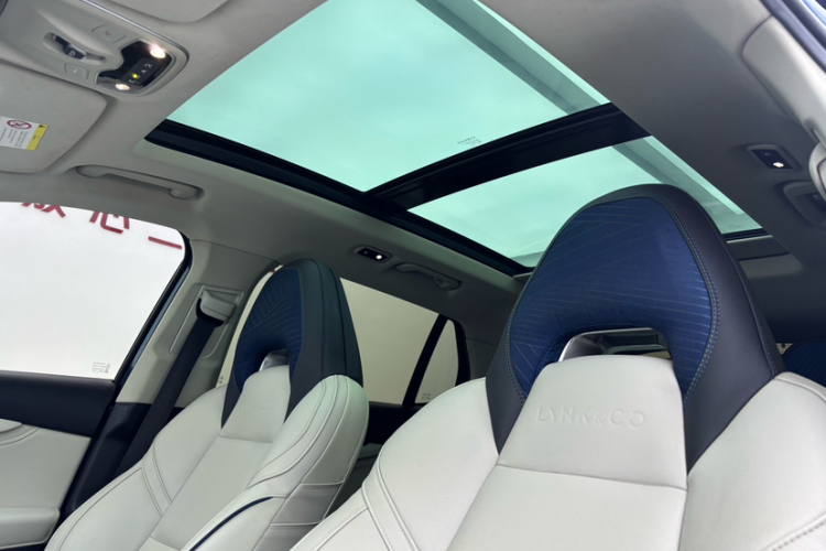 领克01 2017款 2.0T 两驱耀Pro版局部细节22