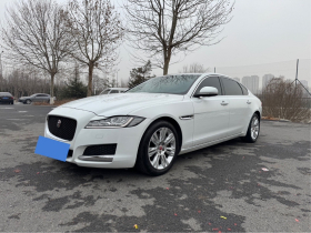 捷豹XFL 2018款 XFL 2.0T 250PS 豪华版