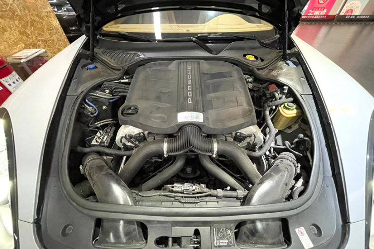 保时捷 2014款 Panamera 4 3.0T中控内饰7001