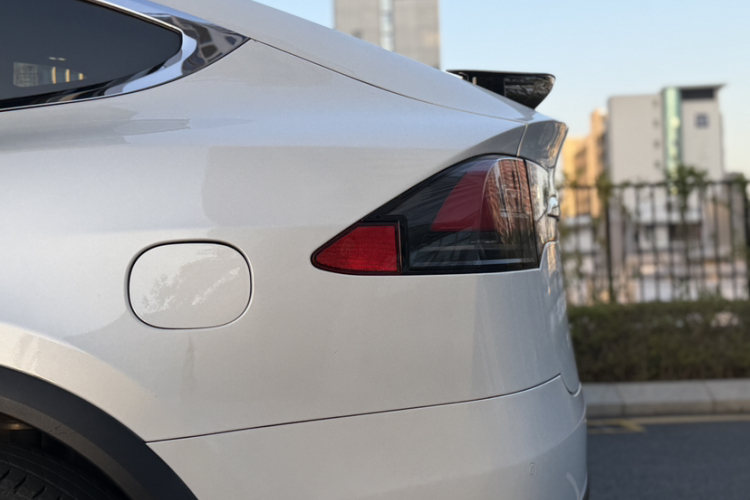 特斯拉 Model X 2019款 长续航版局部细节9006