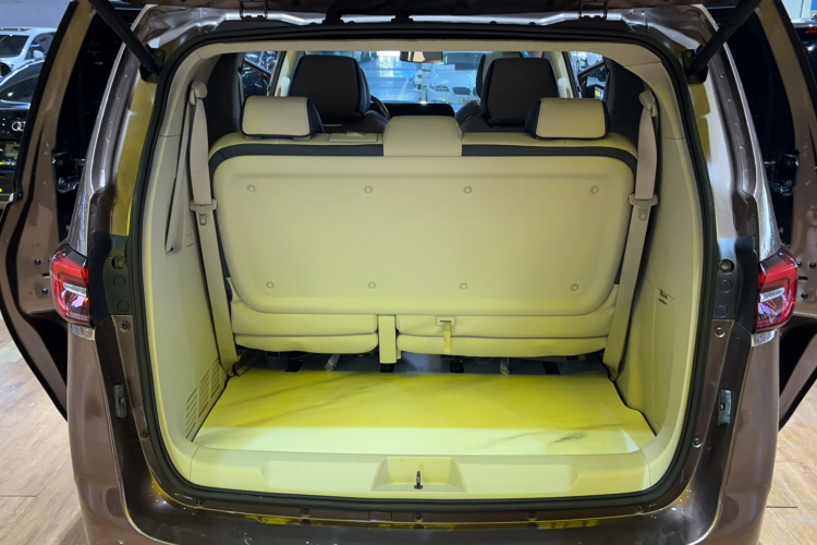 别克GL8 2020款 陆上公务舱 652T 豪华型局部细节23