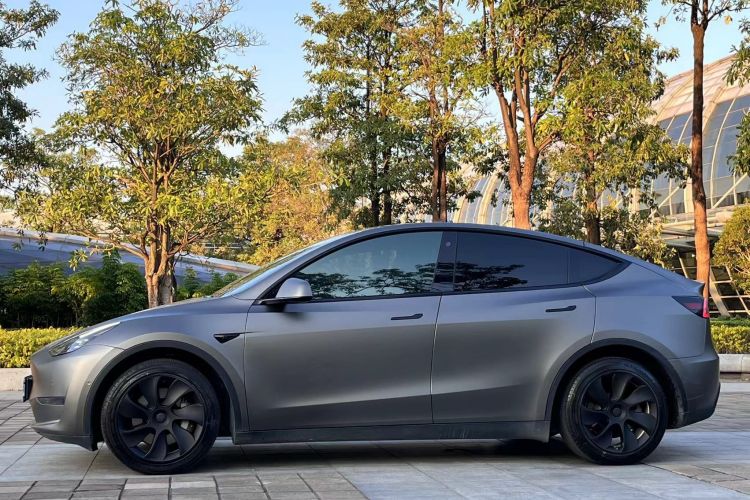 特斯拉 Model Y 2022款 长续航全轮驱动版车身外观6005