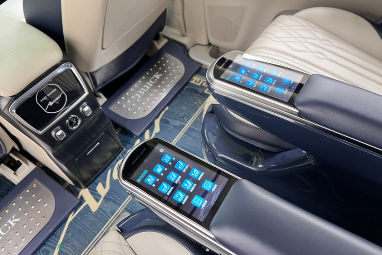 别克GL8 2020款 ES陆尊 653T 舒适型中控内饰7009