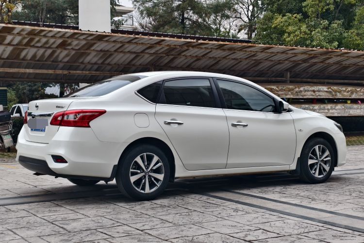 日产 轩逸 2021款 经典 1.6XE CVT舒适版车身外观6003