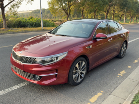 起亚K5 2016款 2.0L 自动LUX