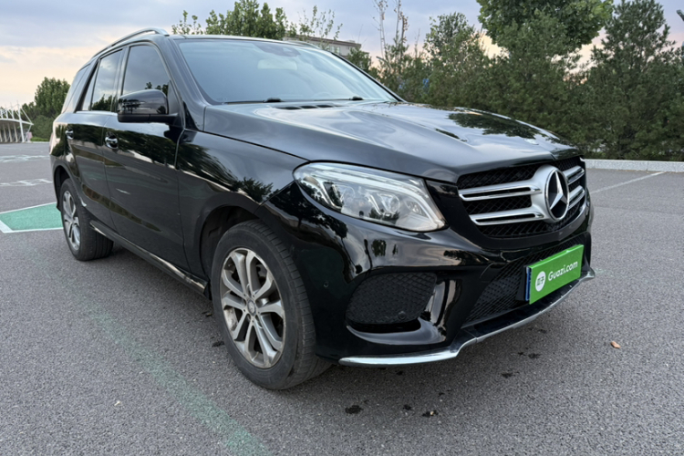 奔驰GLE 2016款 GLE 320 4MATIC 动感型车身外观6002