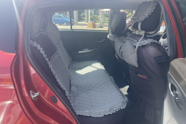 丰田 YARiS L 致炫 2015款 1.5E 自动魅动版中控内饰7007