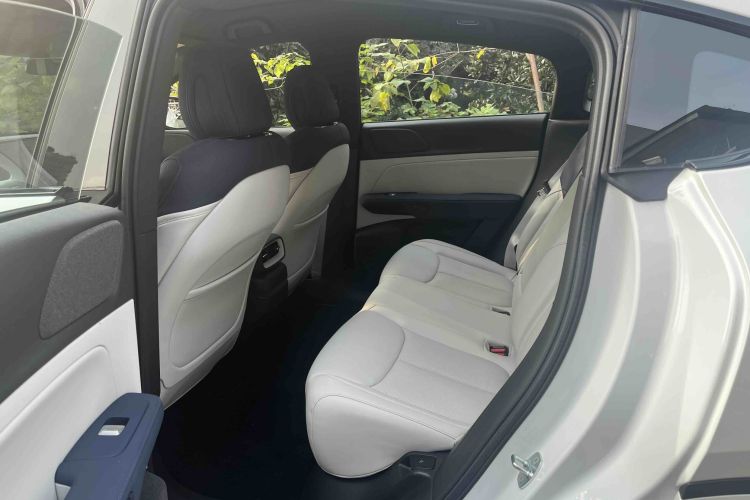 小鹏G6 2023款 580 长续航 Max中控内饰7005