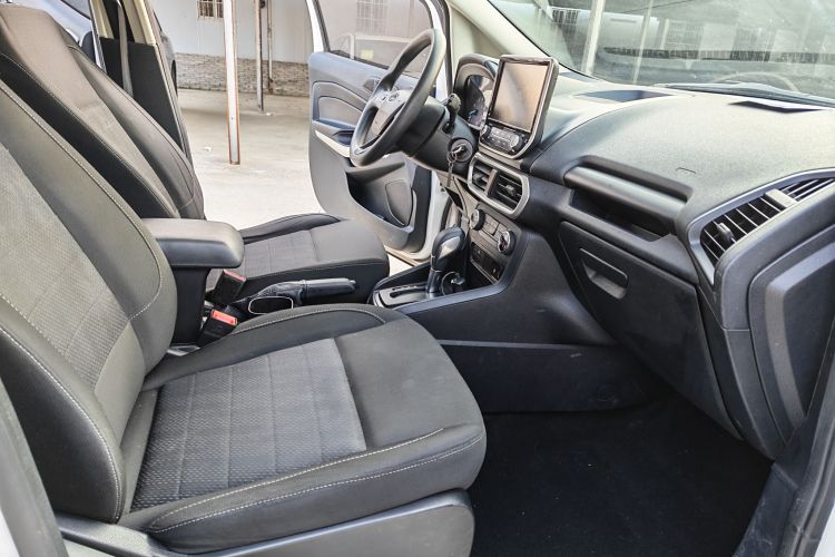 福特 翼搏 2018款 1.5L 自动精翼型中控内饰7003