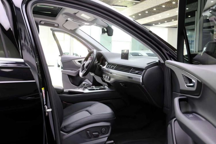 奥迪Q7 2016款 40 TFSI S line运动型中控内饰7008