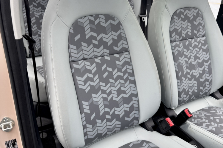 零跑汽车 零跑T03 2022款 耀金版局部细节41