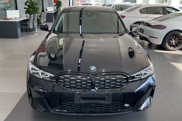 宝马3系 2023款 325Li M运动曜夜套装车身外观6001