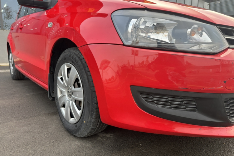 大众 Polo 2011款 1.4L 手动致乐版车身外观6015