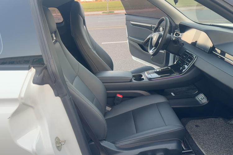 零跑汽车 零跑S01 2019款 380 Pro局部细节41