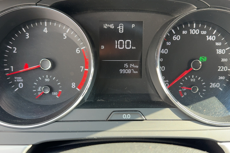 大众 凌渡 2015款 230TSI DSG风尚版中控内饰15