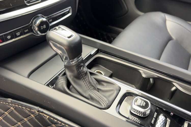 沃尔沃S60 2020款 T3 智行豪华版局部细节18