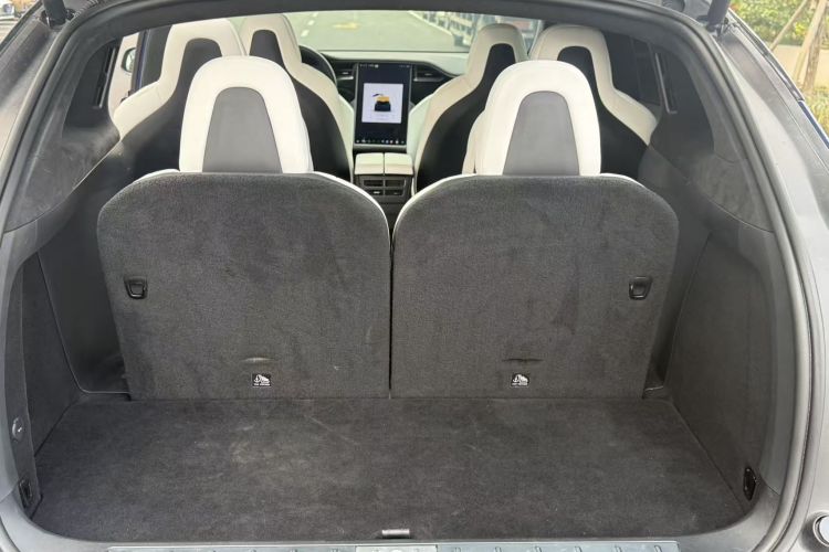 特斯拉 Model X 2019款 长续航版局部细节23